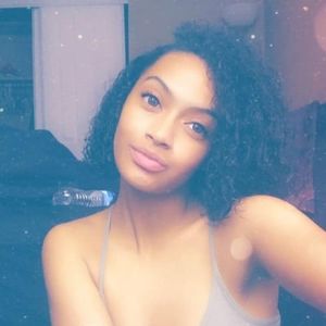 Meet your Posher, Ciara